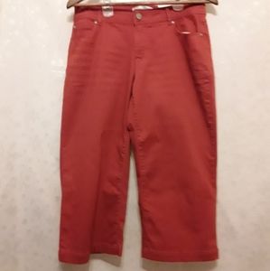 Contemporary denim wide leg crop capris